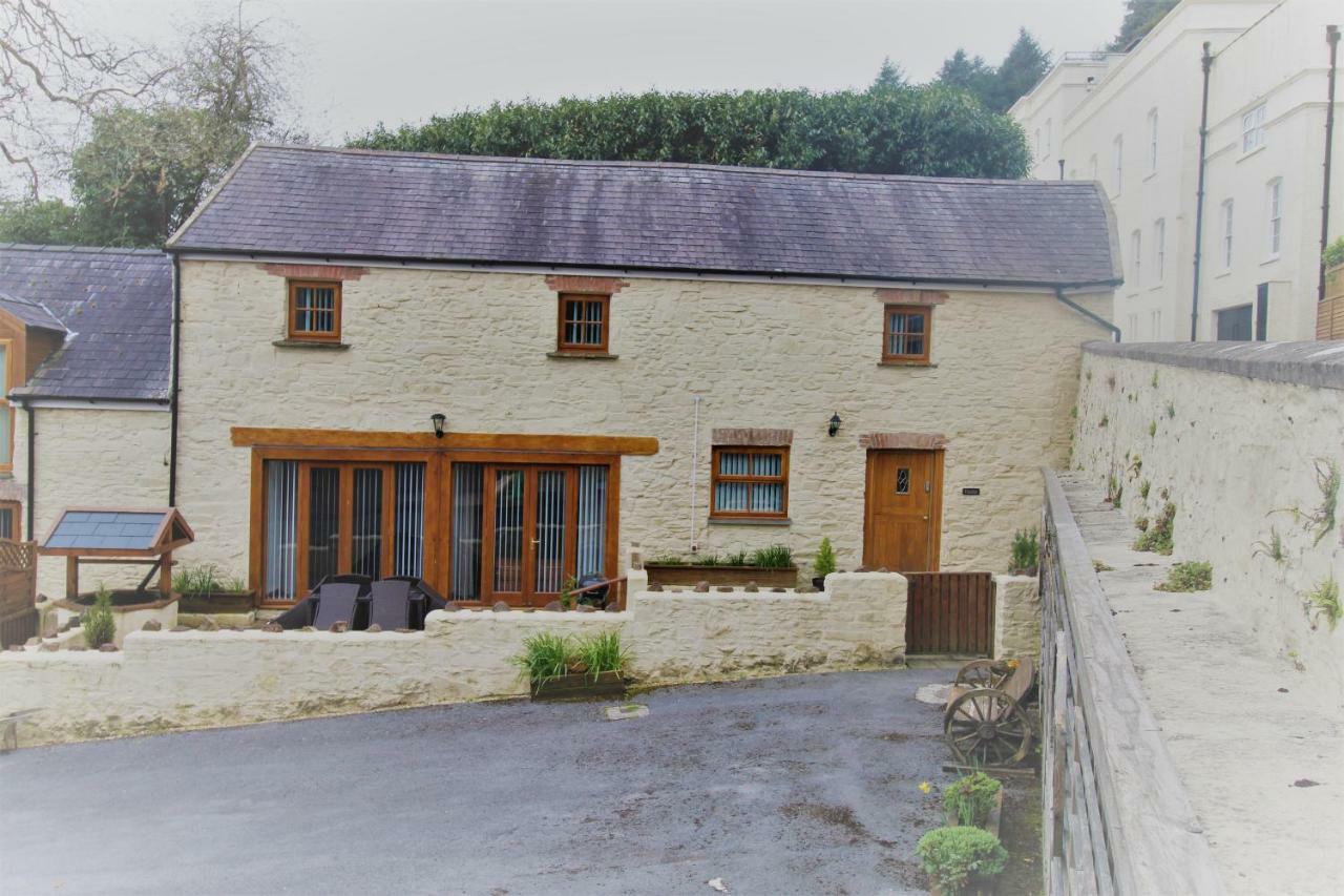 Fletcher Coach House Pendine Luaran gambar
